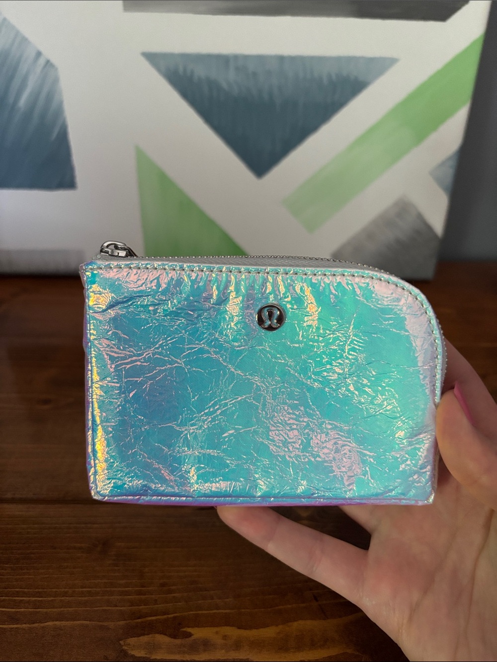 Like New LuluLemon Clippable Card Case in Iridescent